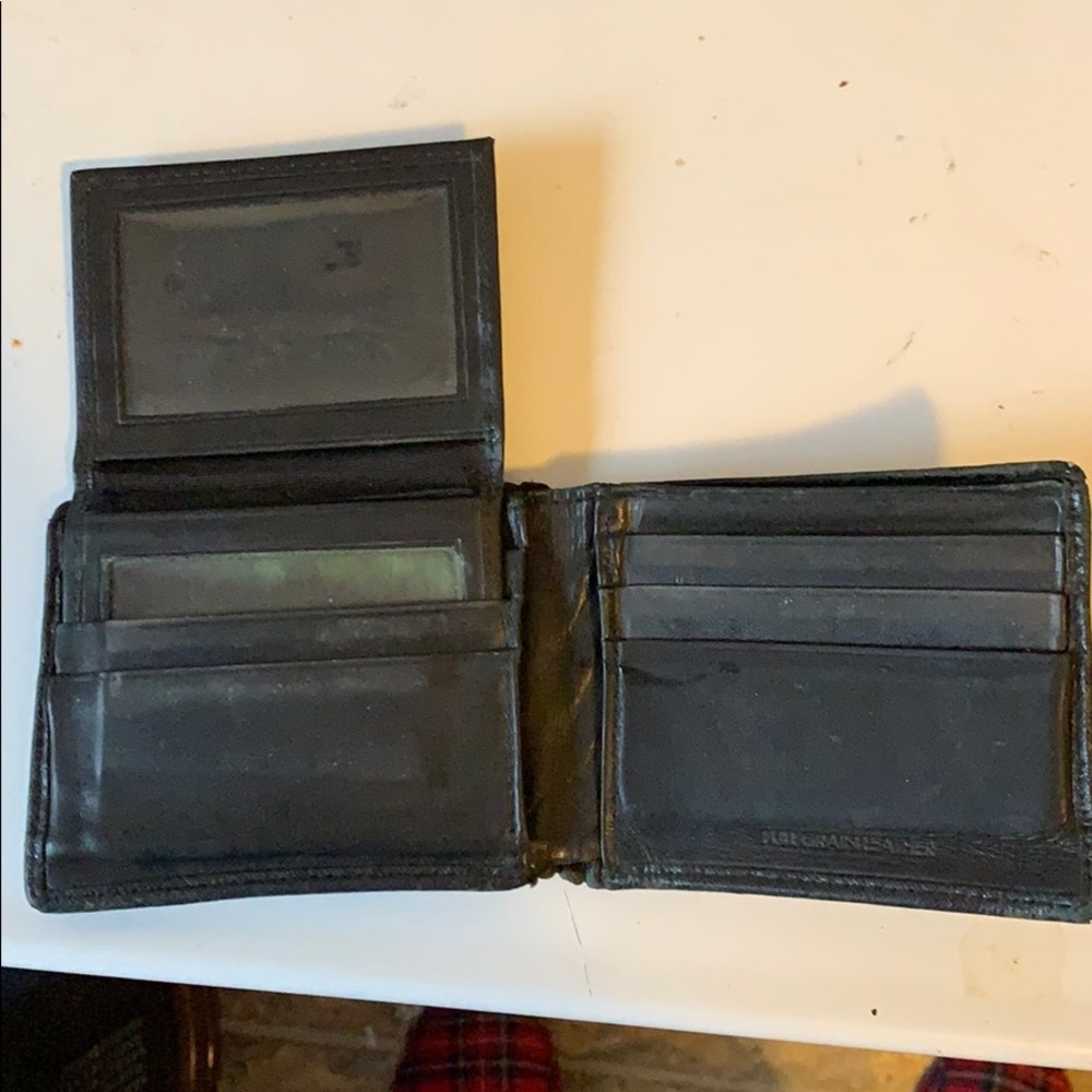 Men’s wallet - Picture 2 of 3